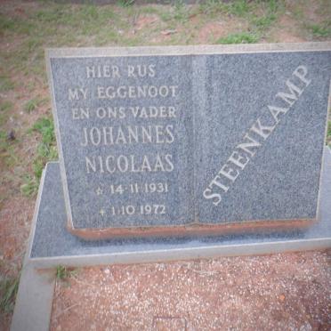 STEENKAMP Johannes Nicolaas 1931-1972