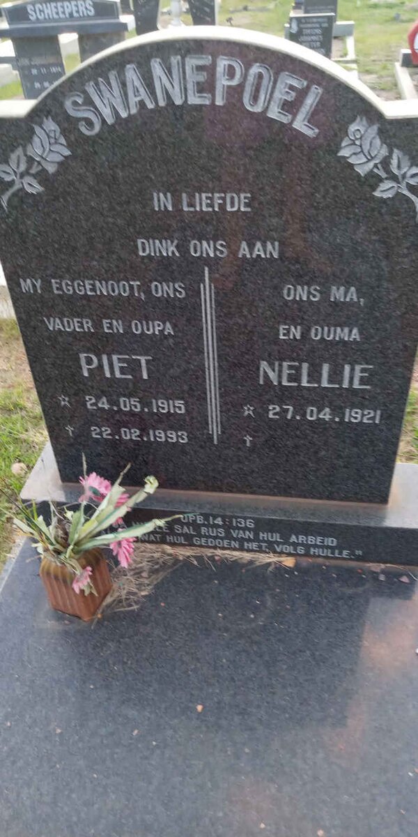 SWANEPOEL Piet 1915-1993 &amp; Nellie 1921-