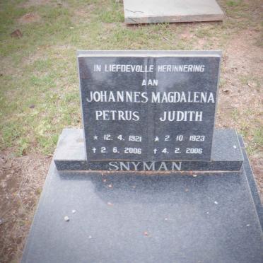 SNYMAN Johannes Petrus 1921-2006 &amp; Magdalena Judith 1923-2006