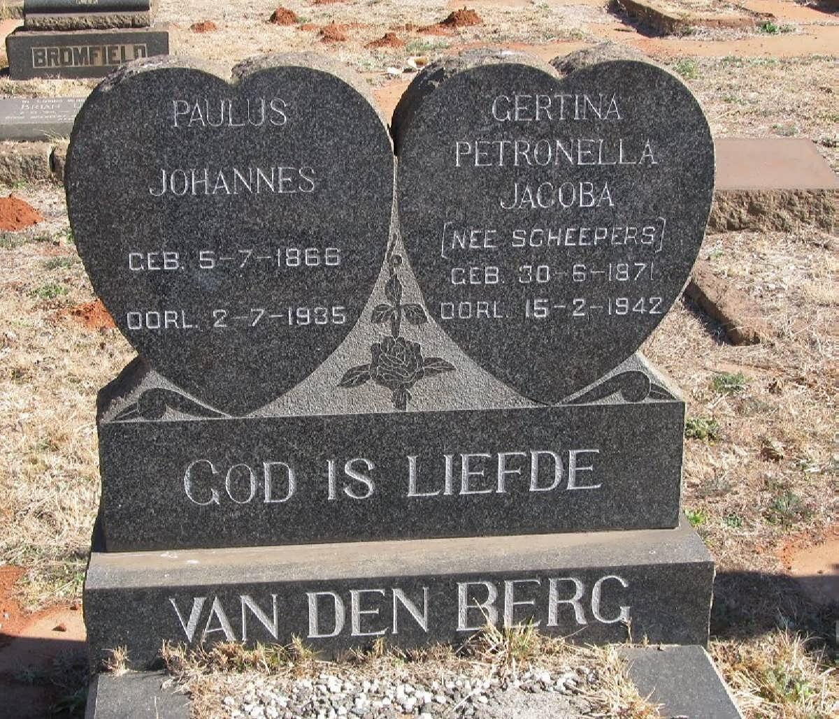 BERG Paulus Johannes, van den 1866-1935 &amp; Gertina Petronella Jacoba SCHEEPERS 1871-1942