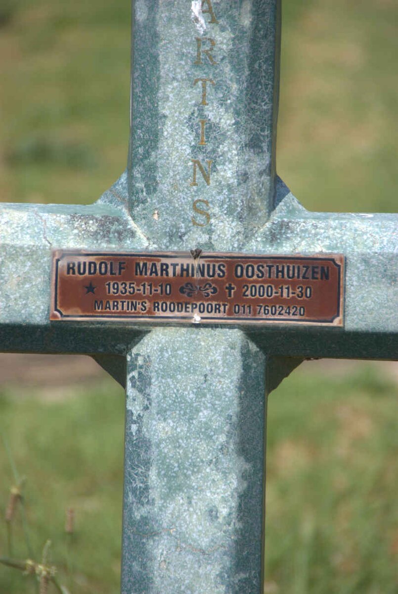 OOSTHUIZEN Rudolf Marthinus 1935-2000