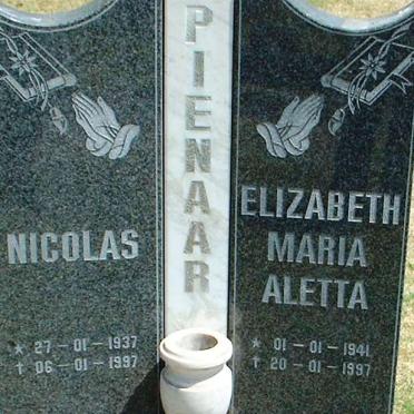 PIENAAR Nicolas 1937-1997 &amp; Elizabeth Maria Aletta 1941-1997