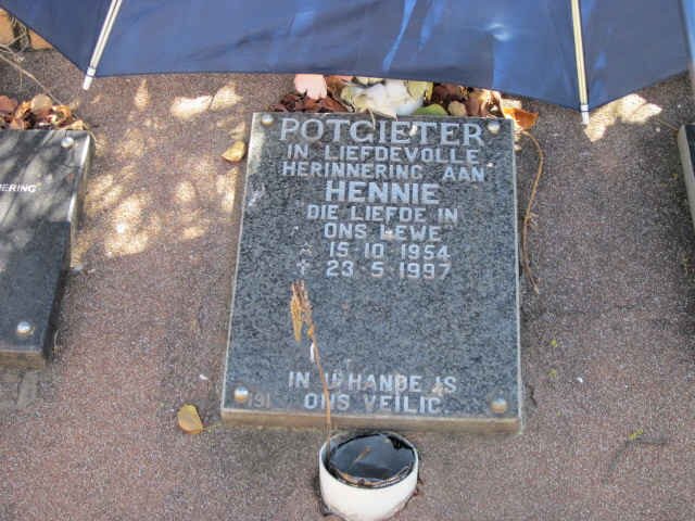 POTGIETER Hennie 1954-1997