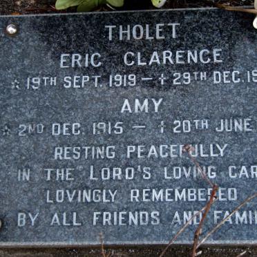 THOLET Eric Clarence 1919-1999 &amp; Amy 1915-1990