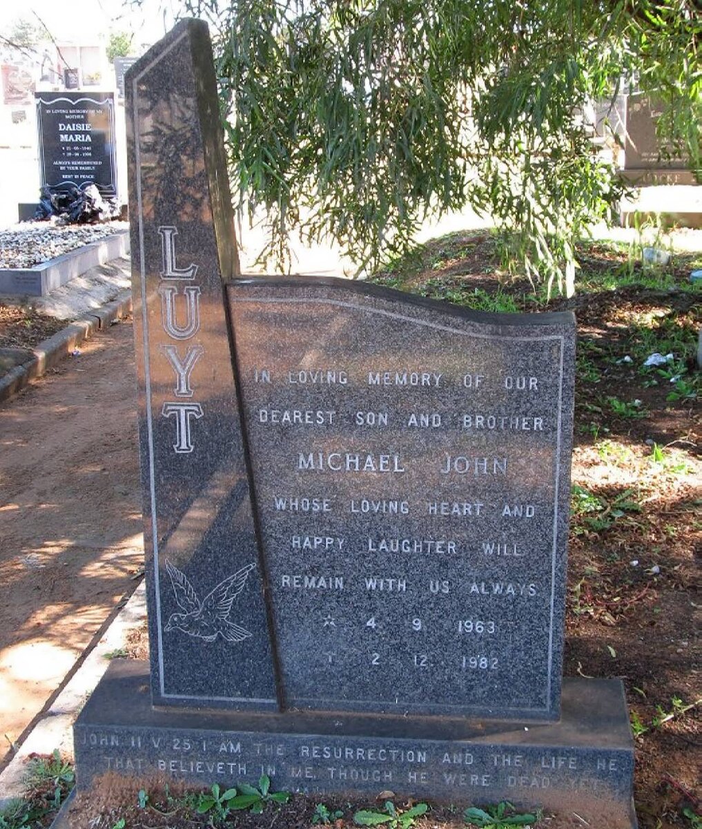 LUYT Michael John 1963-1982