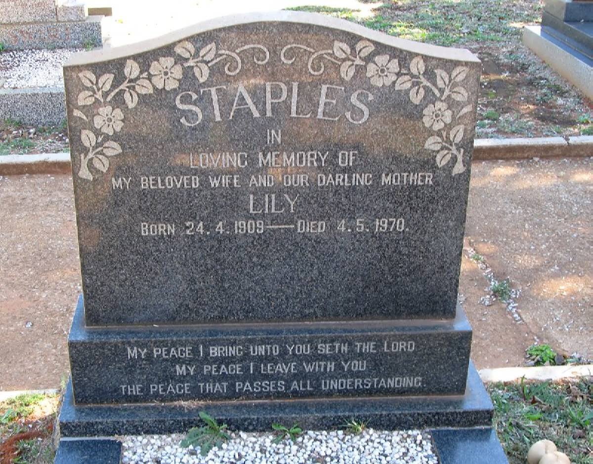 STAPLES Lily 1909-1970