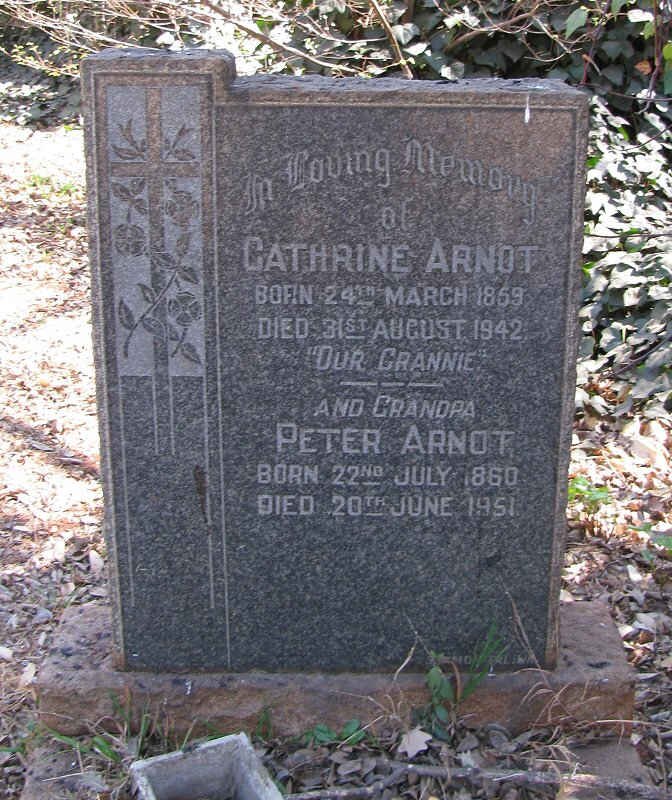 ARNOT Peter 1860-1951 &amp; Cathrine 1859-1942