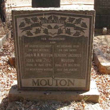 MOUTON Hendrik Jacobus -1950 :: MOUTON Sara M.M. VAN ZYL -1941