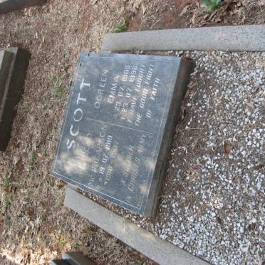 SCOTT ? nee McPHEARSON 1910-1987 :: SCOTT Doreen Emma 1908-1996