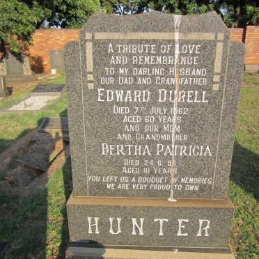 HUNTER Edward Durell -1962 &amp; Bertha Patricia -1986