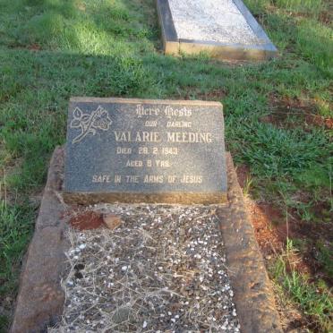 MEEDING Valarie -1943