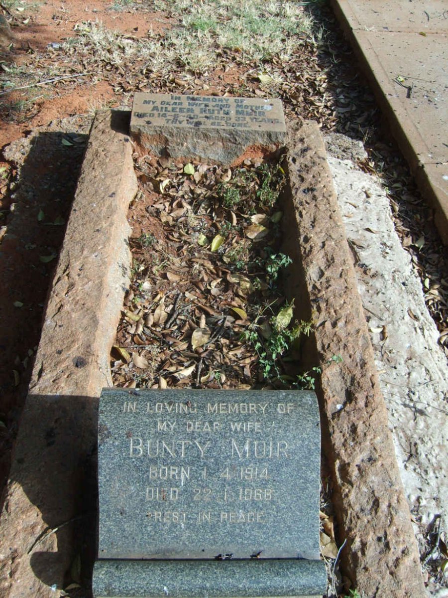 MUIR Aileen Ruth -1940 :: MUIR Bunty 1914-1968