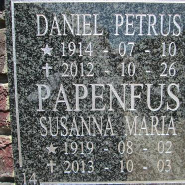 PAPENFUS Daniel Petrus 1914-2012 &amp; Susanna Maria 1919-2013