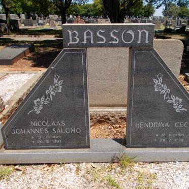 BASSON Nicolaas Johannes Salomo 1909-1987 &amp; Hendrina Cecilia 1910-1963