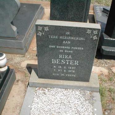 BESTER Rika 1897-1979