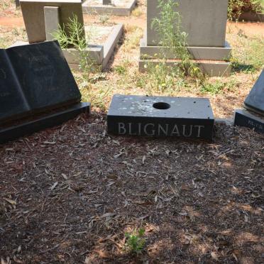 BLIGNAUT Jacobus Petrus 1920-1986 &amp; M.H.E. 1924-