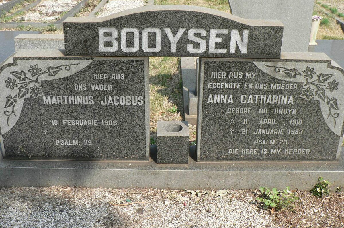 BOOYSEN Marthinus Jacobus 1906- &amp; Anna Catharina DU BRUYN 1910-1983