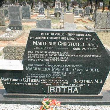 BOTHA Marthinus Christoffel 1912-1965 &amp; Magdalena Maria nee CLOETE 1914-1994