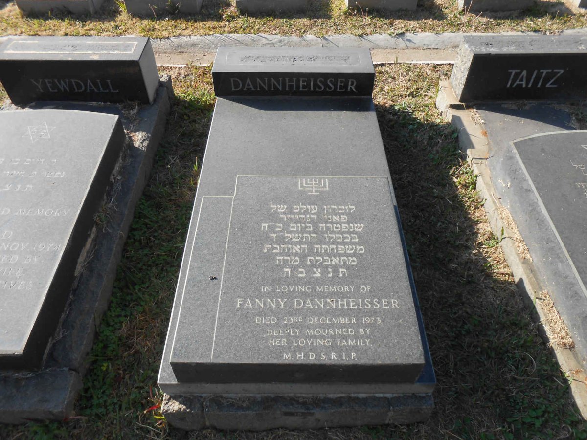 DANNHEISSER Fanny -1973