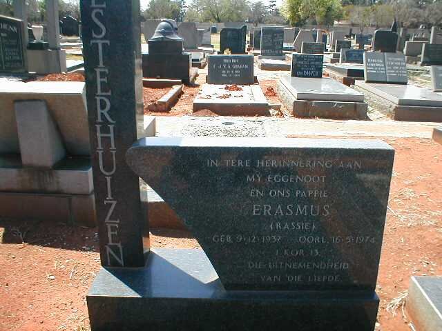 ESTERHUIZEN Erasmus 1937-1974