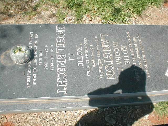 ENGELBRECHT J.J. 1922-1998 :: LANGTON Jacoba J. nee SCHMAHL 1944-1978