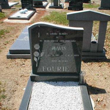 FOURIE Mavis 1917-1999