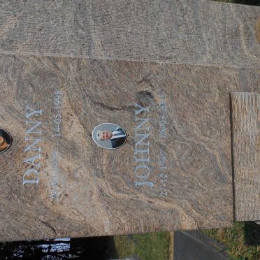 GERONIMO Johnny 1949-2005 :: GERONIMO Danny 1979-1998