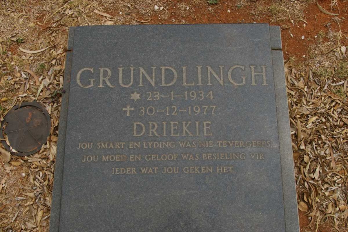 GRUNDLINGH Driekie 1934-1977