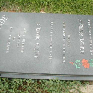 LINDE Barend Frederik, van der 1936-2000 &amp; Aletta Cornelia 1936-1993