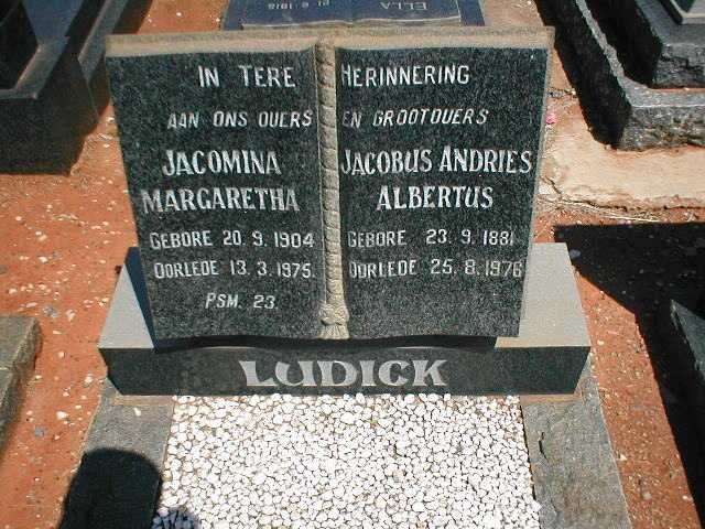 LUDICK Jacobus Andries Albertus 1881-1976 &amp; Jacomina Margaretha 1904-1975
