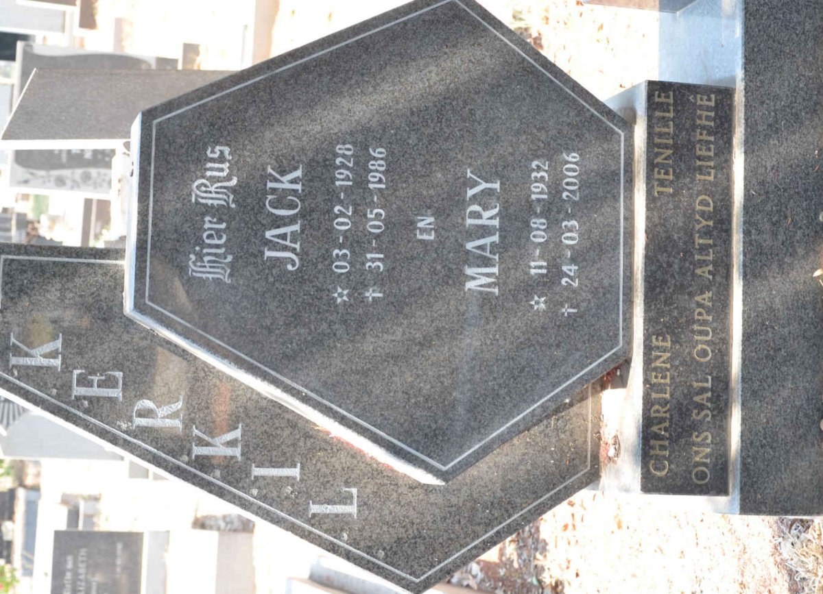 KERKIL Jack 1928-1986 &amp; Mary 1932-2006