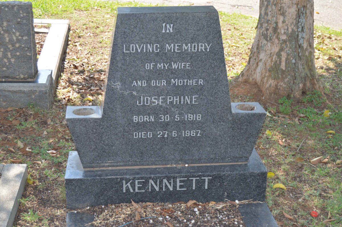 KENNETT Josephine 1918-1967