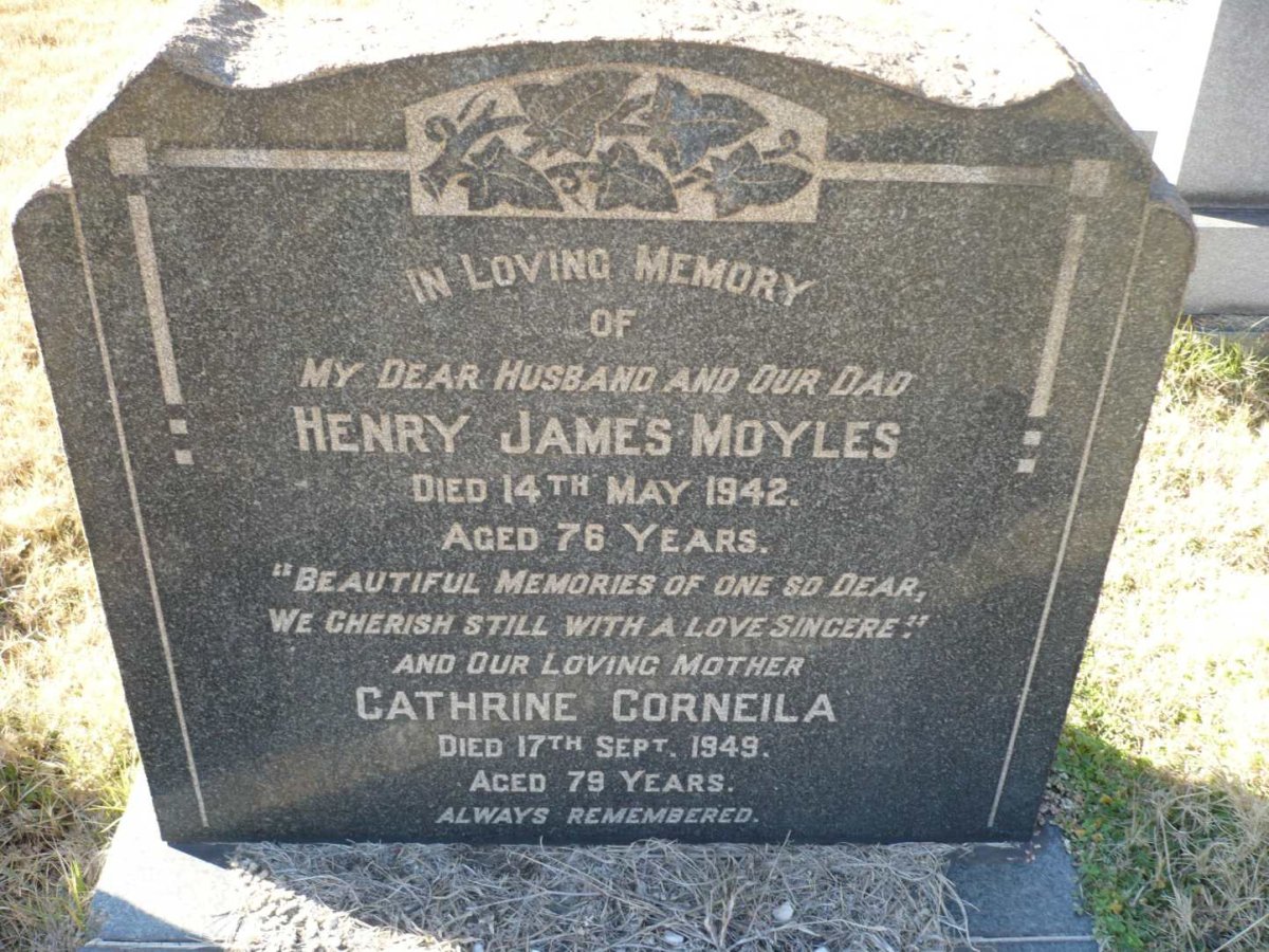 MOYLES Henry James -1942 &amp; Cathrine Corneila -1949