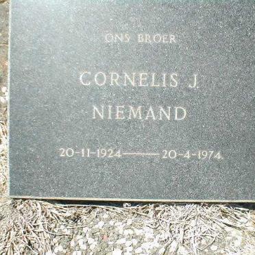 NIEMAND Cornelis J. 1924-1974