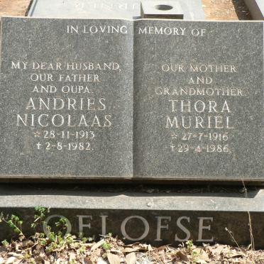 OELOFSE Andries Nicolaas 1913-1982 &amp; Thora Muriel 1916-1986