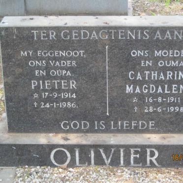 OLIVIER Pieter 1914-1986 &amp; Catharina Magdalena 1911-1998