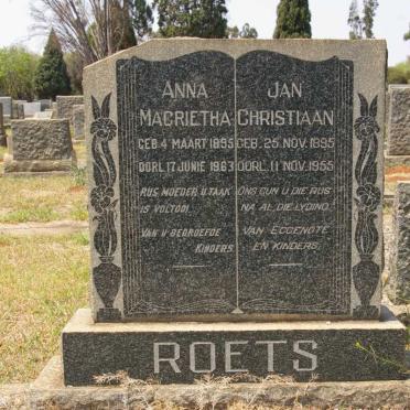ROETS Jan Christiaan 1895-1955 &amp; Anna Magrietha 1895-1963