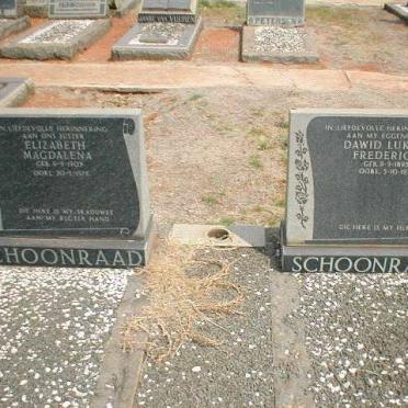 SCHOONRAAD Dawid Lukas Frederick 1895-197? &amp; Elizabeth Magdalena 1903-1976