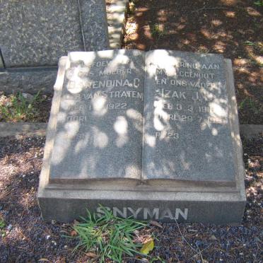 SNYMAN Izak J.J. 191?-19?? &amp; Barendina C. VAN STRATEN 1922-