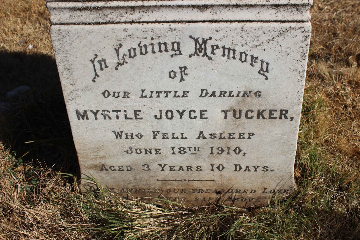 TUCKER Myrtle Joyce -1910