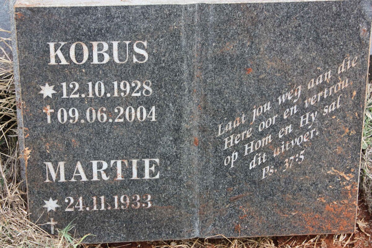 ? Kobus 1928-2004 &amp; Martie 1933-