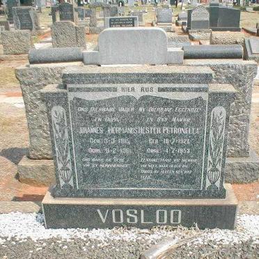 VOSLOO Johannes Hermanus 1915-1981 &amp; Hester Petronella 1921-1953
