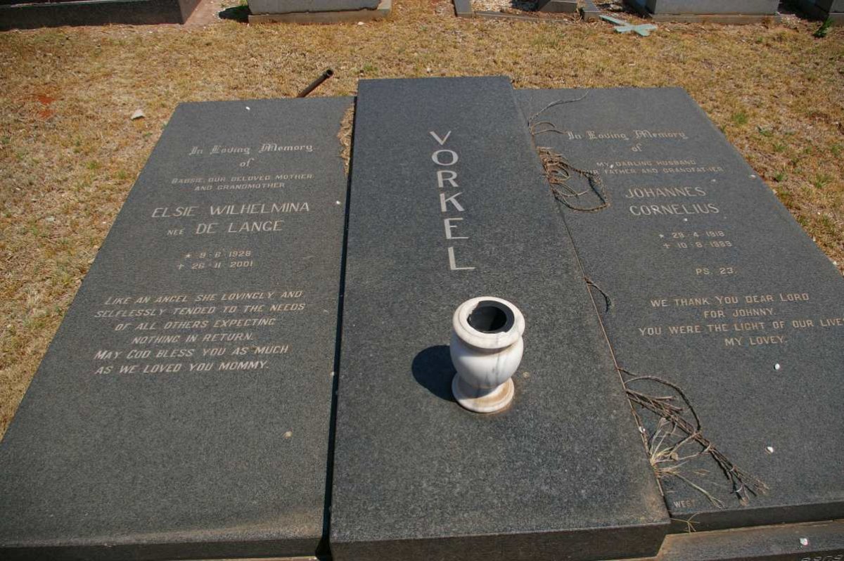 VORKEL Johannes Cornelius 1918-1989 &amp; Elsie Wilhelmina DE LANGE 1928-2001