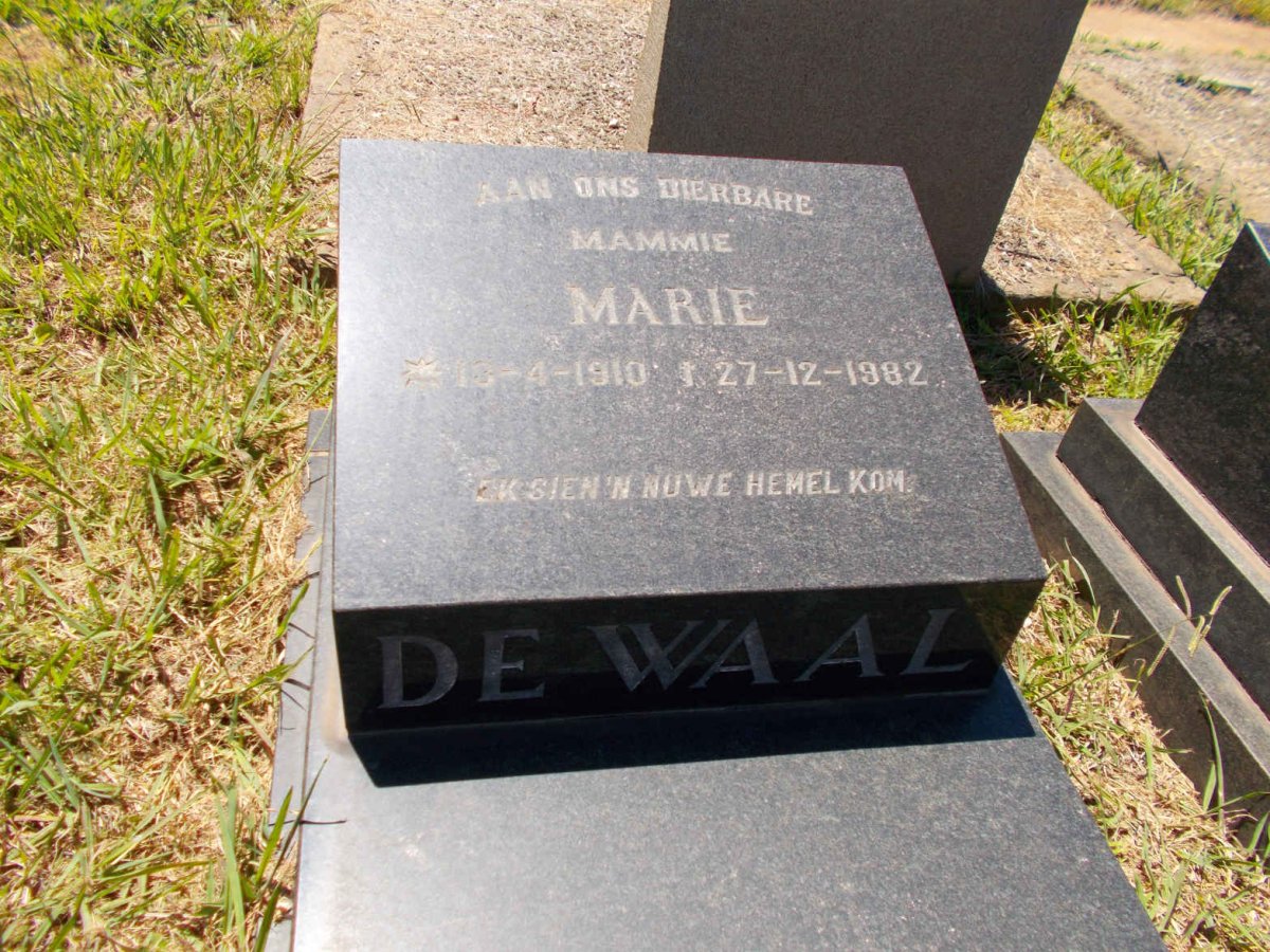 WAAL Pieter, de 1911-1958 &amp; Marie 1910-1982