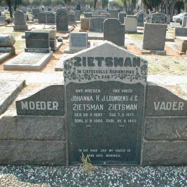 ZIETSMAN Louwrens J.C. 1877-1953 &amp; Johanna H.J. 1887-1965