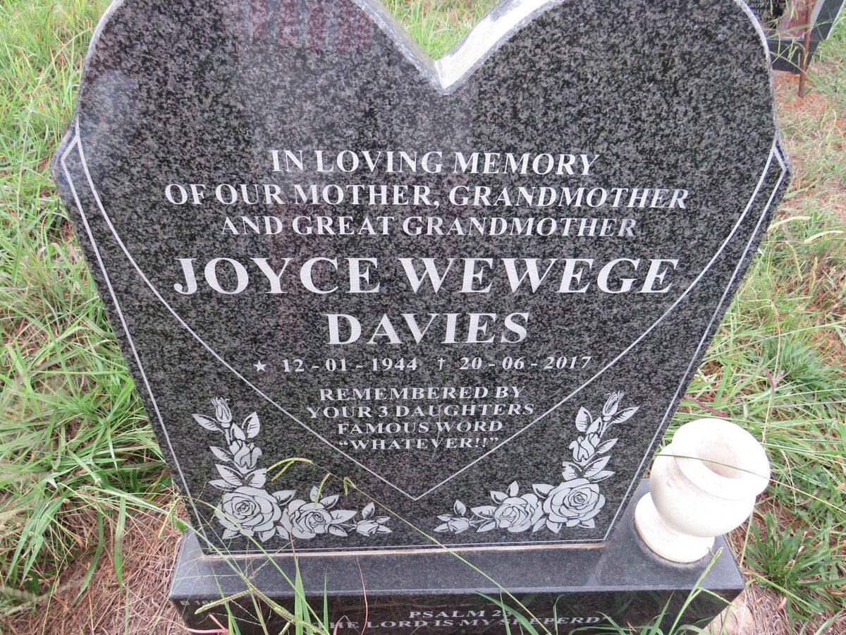 DAVIES Joyce Wewege 1944-2017