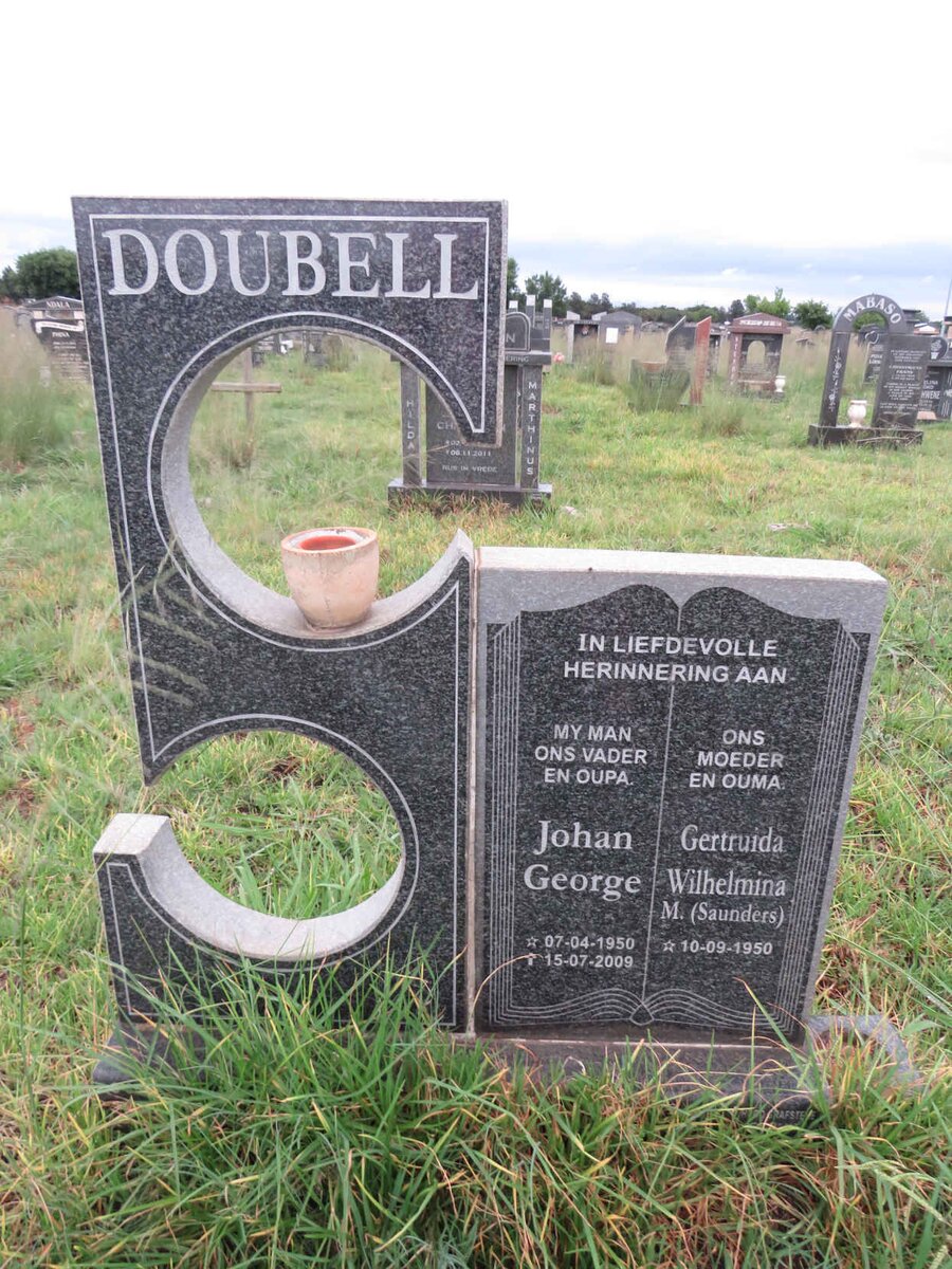 DOUBELL Johan George 1950-2009 & Gertruida Wilhelmina M. SAUNDERS 1950-