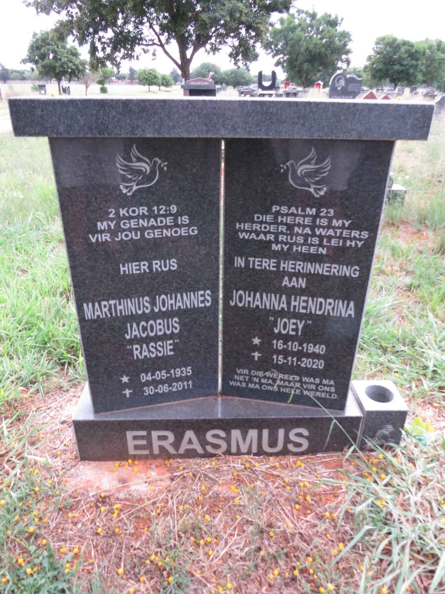 ERASMUS Marthinus Johannes Jacobus 1935-2011 & Johanna Hendrina 1940-2020
