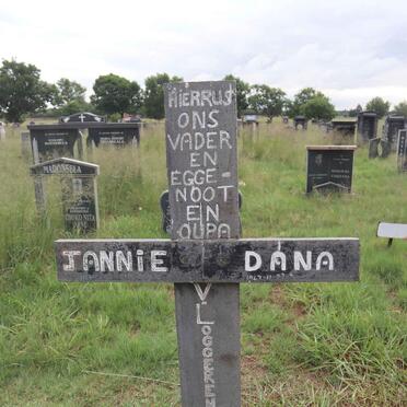 LOGGERENBERG Jannie 1948- & Dana 1947-