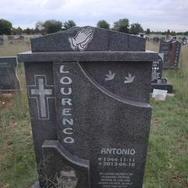 LOURENCO Antonio 1944-2013